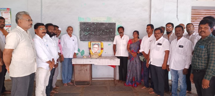 ఆధునిక తెలుగు సాహిత్యానికి గుర్రం జాషువాకు ప్రత్యేక స్థానం