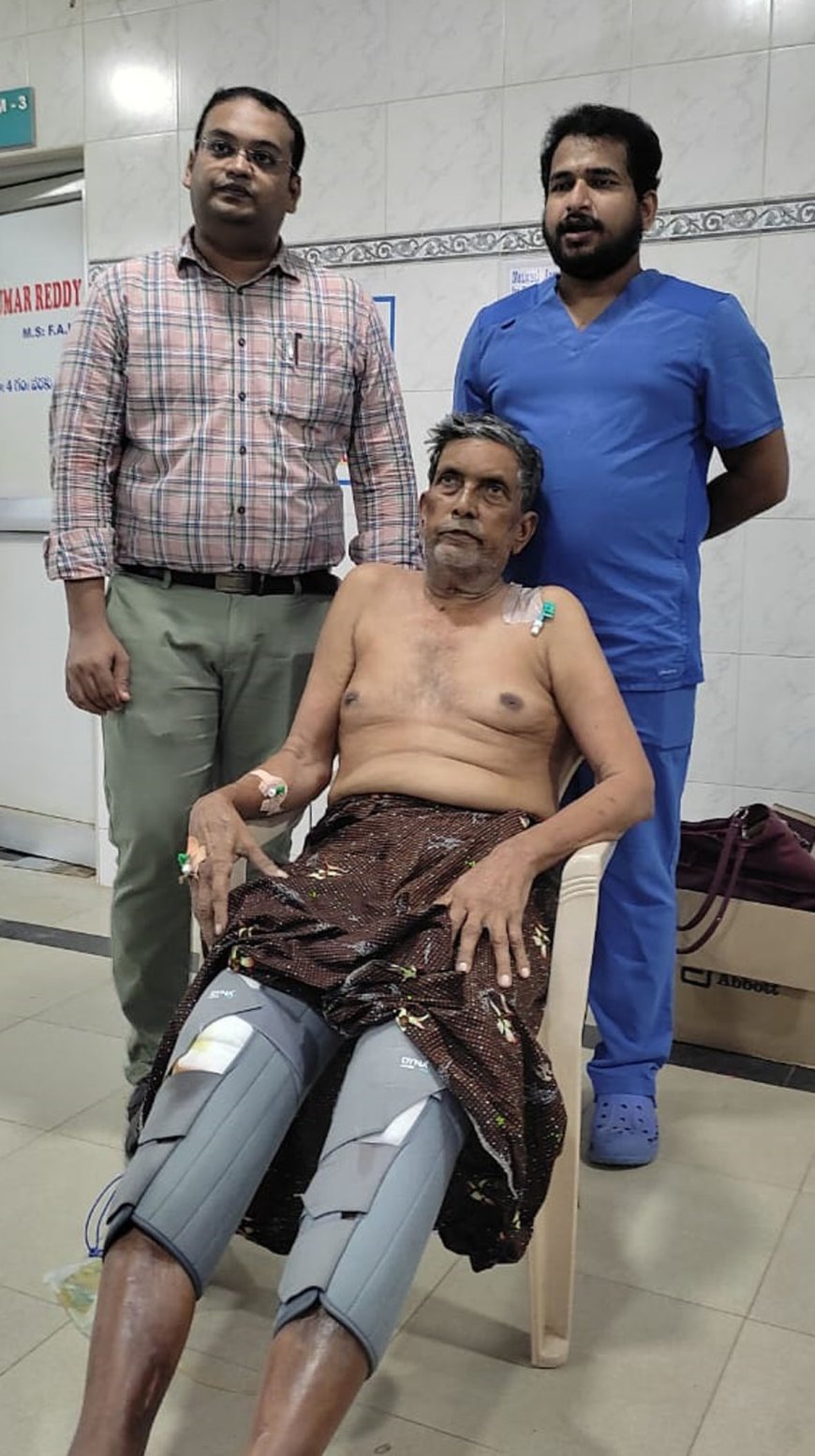 రూ 80 వేలకే మోకాళ్ళ కీళ్ల మార్పిడి -- డాక్టర్ సాకేత్