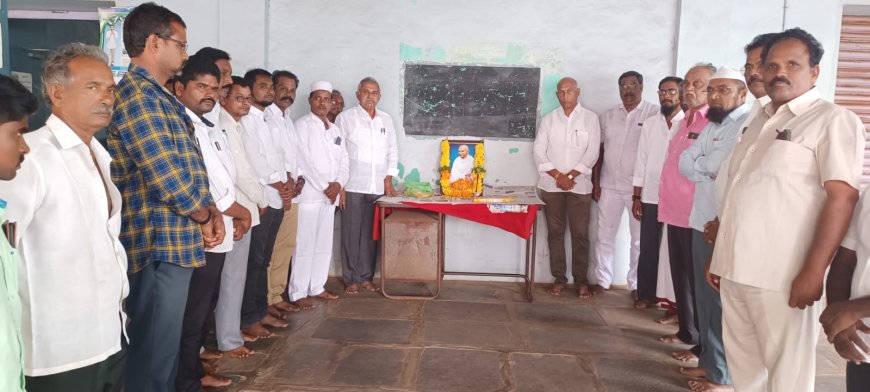 గాంధీ జీవితం గొప్ప స్ఫూర్తిదాయకం