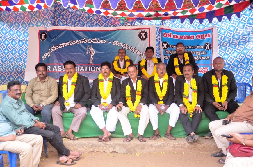 కక్షిదారులకు భారం అవుతున్న వెల్ఫేర్ స్టాంప్ పెంపును ఉపసంహరించుకోవాలీ !
