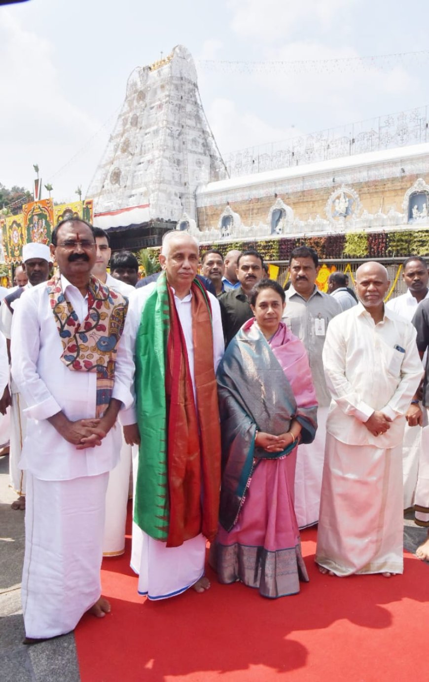 తిరుమల శ్రీవారిని కుటుంబ సమేతంగా దర్శించుకున్న ఏపీ రాష్ట్ర గవర్నర్
