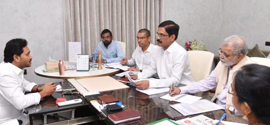 వైయస్సార్ ఆరోగ్యశ్రీ క్రింద అర్హులకు రూ 25 లక్షల వరకు చికిత్స ఉచితం
