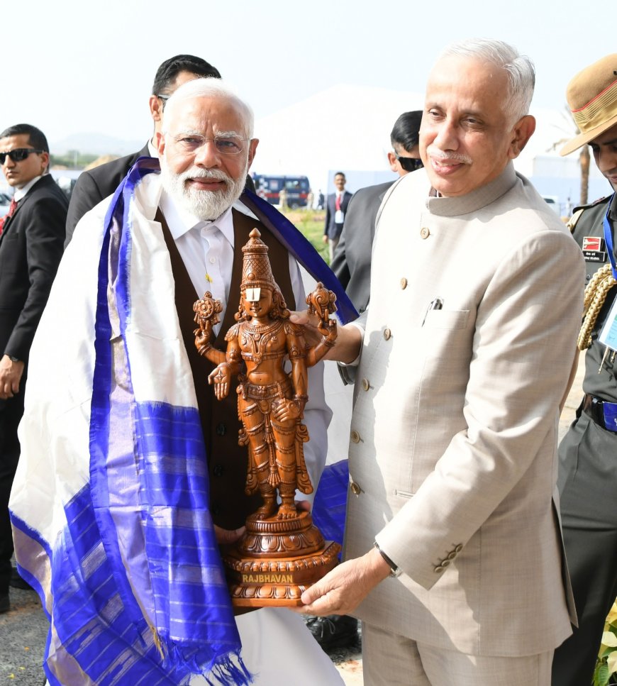 లేపాక్షి శిల్ప సంపద అద్భుతం ప్రధానమంత్రి నరేంద్ర మోడీ