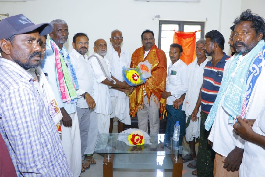 బుర్రా మధుసూదన్ యాదవ్ ను మర్యాదపూర్వకంగా కలసిన అంక భూపాలపురం సర్పంచ్, వైసీపీ నాయకులు