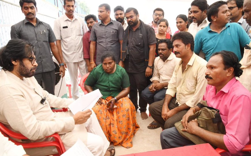 ఏపీ ఉప ముఖ్యమంత్రి పవన్ కళ్యాణ్ ని కలసిన ఆర్ డబ్ల్యూ ఎస్ ల్యాబ్ ఉద్యోగులు