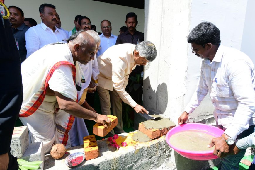 అమరావతి రాజధాని పనులను పున: ప్రారంభించిన సీఎం చంద్రబాబు నాయుడు