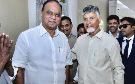 సీఎం చంద్రబాబు నాయుడు కి  ఆహ్వానం పలికిన  ఎంపీ వేమిరెడ్డి
