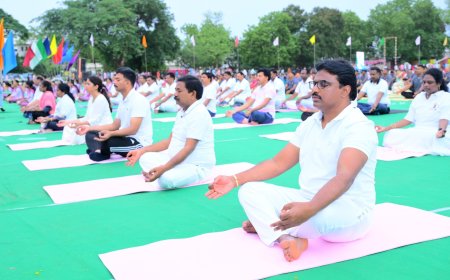 సంపూర్ణ ఆరోగ్యానికి  యోగా  ఉత్తమ మార్గం