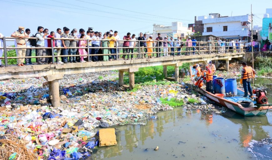 వ్యర్ధాల నిర్వహణలో  ప్రతి ఒక్కరూ తమవంతుగా  బాధ్యత వహించాలి కలెక్టర్ రాజాబాబు
