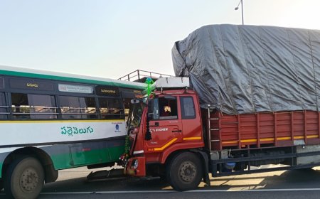 ఆర్టీసీ బస్సును ఢీ కొట్టిన లారీ